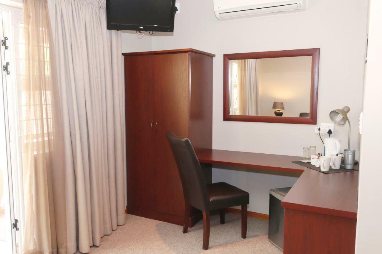The Village Guesthouse Ceres Ngoại thất bức ảnh