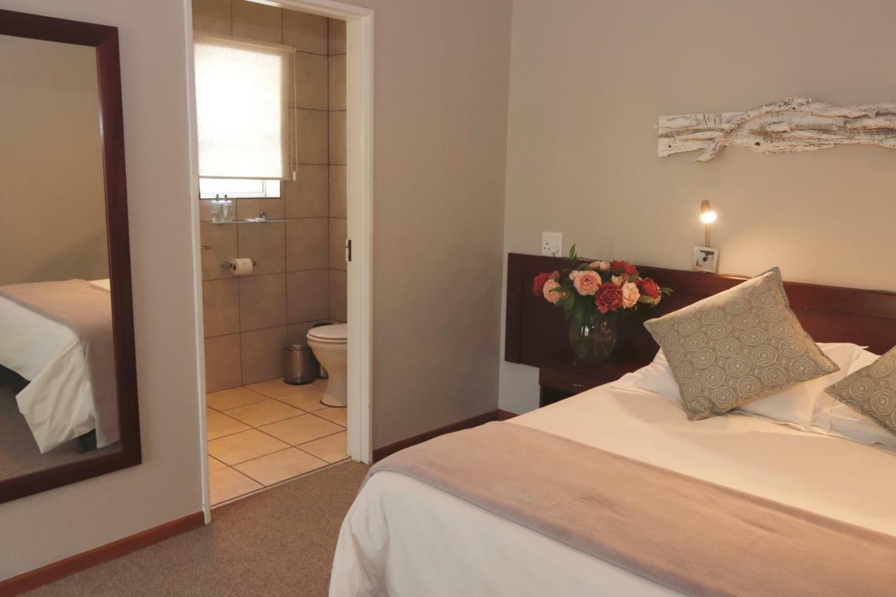 The Village Guesthouse Ceres Ngoại thất bức ảnh